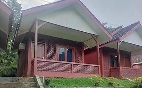 Villa Kampoeng City Wonosalam Mitra Reddoorz